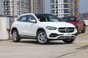 <span class=keywords><strong>Mercedes</strong></span>-Benz <span class=keywords><strong>GLA</strong></span> 180 2021, 5 Puertas, 5 Asientos, SUV de Lujo, Gran Espacio, Bajo Kilometraje, Volante a la Izquierda, Techo Solar, Disponible en Fábrica - Product Image 3