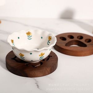 Posavasos cuadrado de madera con diseño oriental, tapete aislante de calor de madera de nogal para decoración de mesa - Product Image 3