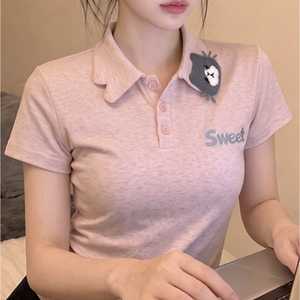 Camiseta Polo de Manga Corta de Punto Rosa para Mujer, con Aplique de Dibujos Animados en la Parte Delantera, Diseño Regular, Estilo Transpirable - Product Image 3