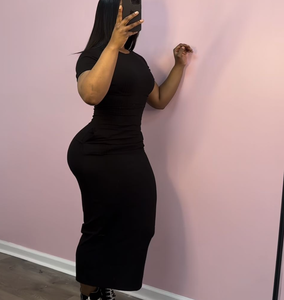 Black Women in Tight Dress - Sexy & Stylish Outfits