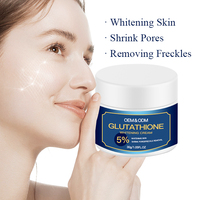 OEM Crème éclaircissante Arbutine Glutathione Crème décolorante de nuit Beauté éclaircissante Crème blanchissante visage au glutathion pour peau foncée