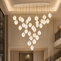 Lustre artistique personnalisé en céramique en forme de pétales, grand luminaire suspendu pour villa, escalier, hall d'hôtel, atrium