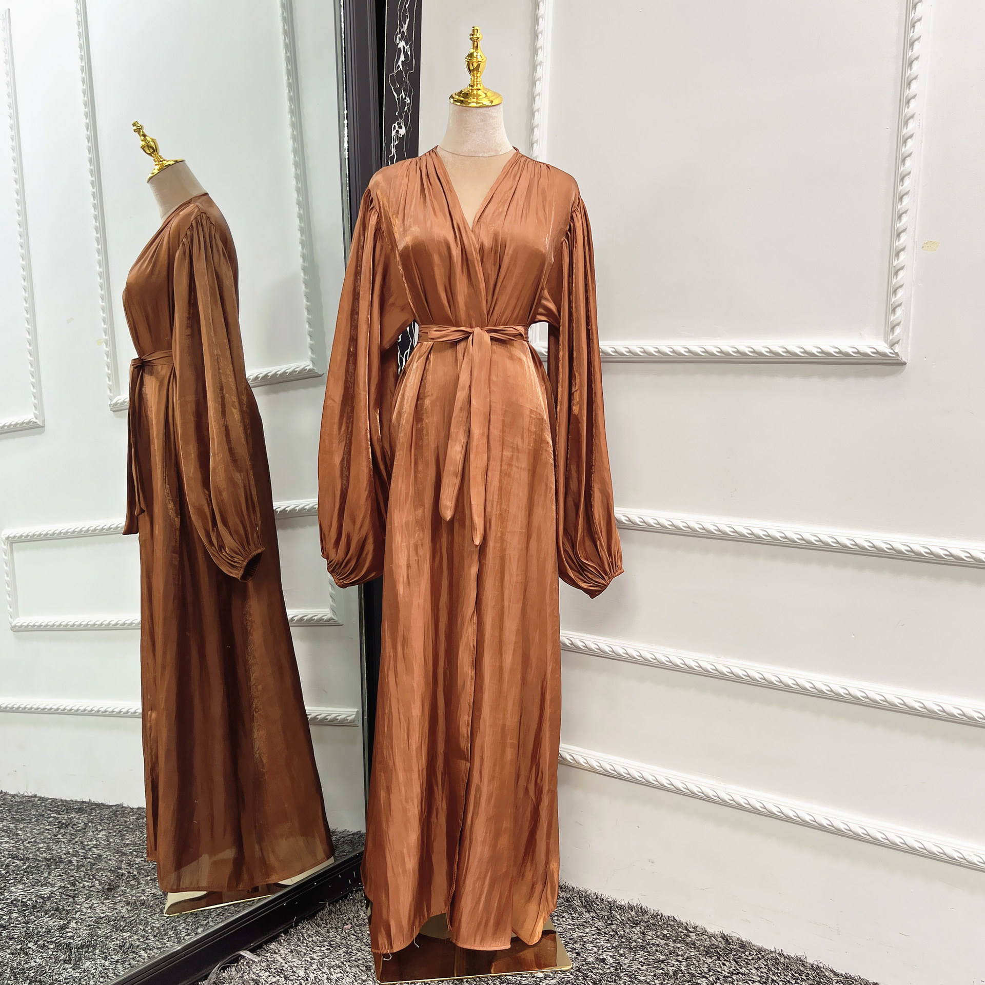 สีน้ำตาล