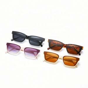 Gafas de Sol Cuadradas Pequeñas con Logotipo Personalizado 2022, Elegantes y Modernas, con Degradado de Color, Protección UV400, para Mujer - Product Image 5