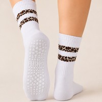 Chaussettes de yoga antidérapantes sans couture à imprimé léopard, mi-mollet, respirantes, absorbant la transpiration, pour femmes, pour le fitness, le sport et le Pilates