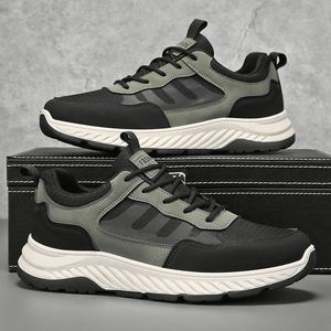 Chaussures de sport pour hommes à lacets, noires et grises, avec empeigne en mesh respirant, bout rond, semelle extérieure en caoutchouc, chaussures décontractées toutes saisons - Product Image 2