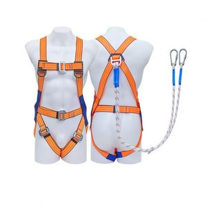 ชุดสายรัดนิรภัยแบบเต็มตัวห้าจุดสำหรับปีนเขา ยี่ห้อ CE European Fall Protection ผลิตจากโพลีเอสเตอร์และสแตนเลส - Product Image 5