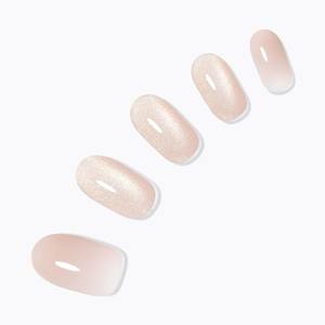 Dessing Diva lungo ovale smalto per unghie color crema - Product Image 1