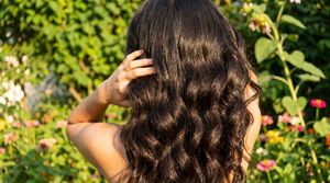 วิกผมมนุษย์แบบยาวลอนคลื่นระดับพรีเมียม – วิกผมลูกไม้เต็มศีรษะสีดำธรรมชาติแบบลอนคลื่น |   ผู้ผลิตและผู้จัดจำหน่าย OEM คุณภาพสูง - Product Image 5