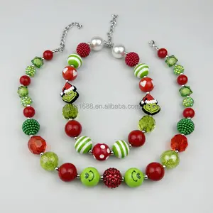 Navidad <span class=keywords><strong>Grinch</strong></span> lindo grueso Bubblegum collar verde raya mezcla 20mm cuentas collar fotos vestir joyería para niñas - Product Image 1