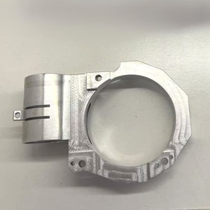 เพลาใบพัดชิ้นส่วนหล่อขึ้นรูปด้วยเครื่อง CNC ความแม่นยำสูง เหมาะสำหรับเครื่องยนต์เบนซิน 130 แผ่นโลหะไทเทเนียม แหวนรองตกแต่งเก้ารู - Product Image 2