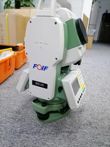 Equipo de topografía 1000 Estación total sin reflector Equipo de encuesta topográfica <span class=keywords><strong>Gps</strong></span> FOIF RTS102R10 Estación total <span class=keywords><strong>GPS</strong></span> - Product Image 3