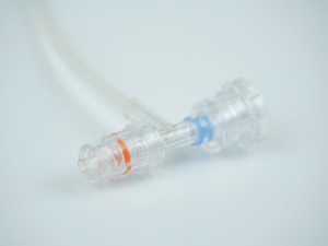Válvula <span class=keywords><strong>en</strong></span> T <span class=keywords><strong>de</strong></span> Doble Sellado - Plástico Transparente, Esterilizada con Óxido <span class=keywords><strong>de</strong></span> Etileno para Uso <span class=keywords><strong>en</strong></span> Infusiones, Compatible con Catéteres/Tubos, Operación con una Sola <span class=keywords><strong>Mano</strong></span> - Product Image 4