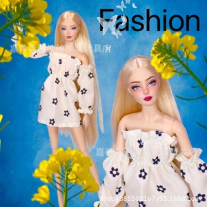 Vente en gros de vêtements pour poupées Bobby de 30 cm : Ensemble floral doux à manches bouffantes - Product Image 1