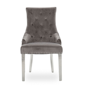<span class=keywords><strong>Chaise</strong></span> de <span class=keywords><strong>salle</strong></span> <span class=keywords><strong>à</strong></span> <span class=keywords><strong>manger</strong></span> de luxe en velours Knocker Head avec anneau de traction au dos - Product Image 5