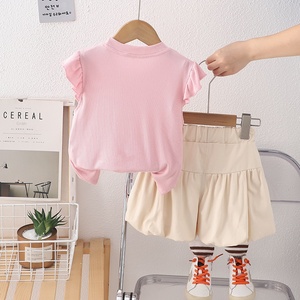 Vestito <span class=keywords><strong>estivo</strong></span> per ragazze nuovo simpatico cartone animato senza maniche t-shirt e pantaloni con fiocco Casual due pezzi 1-7 anni <span class=keywords><strong>abbigliamento</strong></span> <span class=keywords><strong>estivo</strong></span> per bambine - Product Image 4