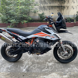 Ruedas Forjadas con Radios al Vacío Modificadas para KTM 790 Duke - Product Image 5
