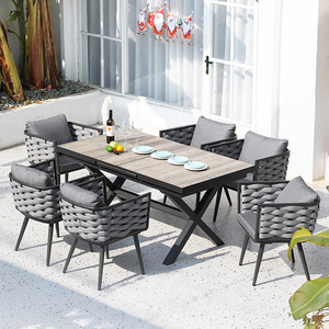 Ensemble de table à manger télescopique nordique d'extérieur et de chaises en métal avec structure métallique pour jardin, <span class=keywords><strong>terrasse</strong></span>, balcon, cour - Product Image 1