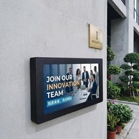 Écran LCD vertical étanche haute luminosité de 32 pouces pour affichage publicitaire extérieur avec CMS SDK intégré pour utilisation dans les ascenseurs d'aéroport