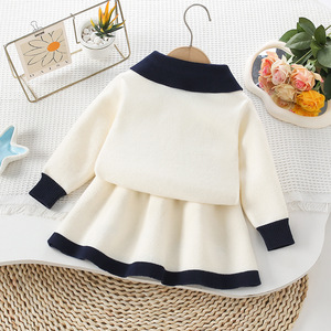 Ensemble <span class=keywords><strong>pull</strong></span> uni décontracté pour filles Automne et hiver Ensemble de vêtements pour bébés filles <span class=keywords><strong>Jupe</strong></span> tricotée Costume de bébé de style universitaire - Product Image 3