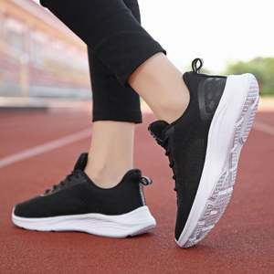 Chaussures de sport pour femmes en gros, baskets respirantes en maille pour filles, chaussures de marche et de course pour femmes, chaussures de créateur - Product Image 6