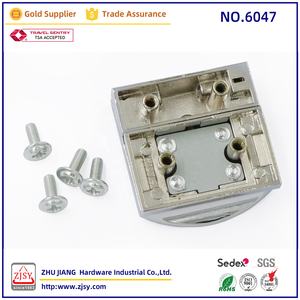 מנעול 6047 מודרני איכותי מצופה זהב בהיר, מארז עץ, מנעול מסגסוגת אבץ מוצקה עם מפתח, מנעול לתיק, קופסת מתנה - Product Image 4