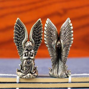 Statue d'ange vintage en laiton artisanal, figurine de gardien en métal électroplaqué pour la décoration intérieure et les objets de collection - Product Image 2