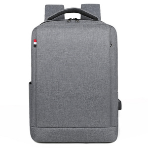 กระเป๋าเป้สะพายหลังผู้ชายสุดเท่ ดีไซน์หรู ความจุเยอะ กันน้ำ เหมาะสำหรับการเดินทางทั่วไป ท่องเที่ยว และใช้งานในธุรกิจ ใช้ได้ทั้งผู้ชายและผู้หญิง - Product Image 5