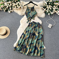 Ensemble 2 pièces pour femmes, imprimé feuilles tropicales, haut court à bretelles et jupe midi fendue, tenue de plage