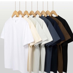 T-shirt girocollo basic da uomo YIYI, personalizzabile con stampa serigrafica, tinta unita, senza marchio, in tessuto morbido. - Product Image 2