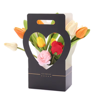 Boîte de présentation portable en papier en forme de cœur creux avec gaufrage pour emballage cadeau de fêtes et usage artisanal