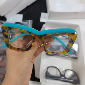 Montature da vista in acetato di gatto, spesse, di grandi dimensioni, con colori misti e modelli assortiti, disponibili in stock per uomo e donna, con laminazione e colori cristallini, selezione casuale. - Product Image 5