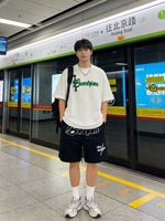 Shorts amples unis brodés tendance 300 g/m² unisexe, style hip-hop décontracté streetwear, en tissu peigné respirant et à séchage rapide pour l'été