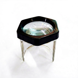 Loupe grossissante réglable en plastique de forme irrégulière avec trépied pour la testation des pierres précieuses et les outils de bijouterie - Product Image 1