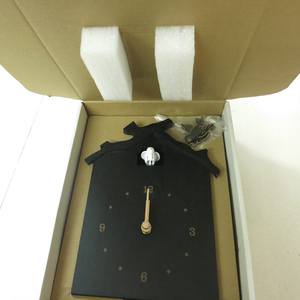 Cuckoo Cartoon Bird MDF madera decorativo buen Reloj de pared de cuarzo negro, blanco - Product Image 5