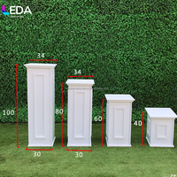 LEDA Custom PVC Gegraveerde Bruiloft Romeinse Zuil Pilaar Feest Banket Wegwijzer Stand voor Bruiloftdecoratie Bloemdecoratie