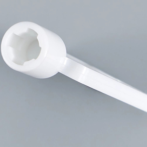 Componenti per congelatore in plastica 297147700 in posizione verticale e chiave per serratura per frigorifero e congelatore - Product Image 3