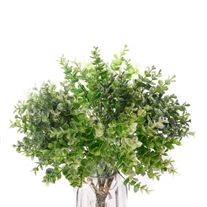 ต้นยูคาลิปตัสประดิษฐ์ CallaFloral สำหรับตกแต่งผนัง ตกแต่งงานแต่งงาน ใช้ได้ทั้งภายในและภายนอกอาคาร ทำจากพลาสติก - Product Image 5