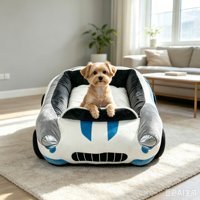 Sportwagen-Stil M Hundebett Kreatives Autoförmiges Polyester-Haustier-Sofa Ganzjährig Nutzbar PP-Füllung Keine Montage Erforderlich