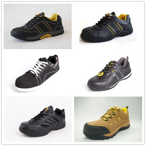 El fabricante suministra botas de seguridad para hombre de gamuza con suela Goodyear. - Product Image 4