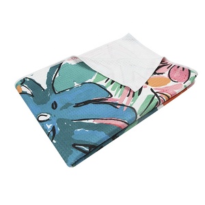 Gaufre Fiberic Séchage Rapide Jacquard Conception Personnalisée <span class=keywords><strong>Personnalisé</strong></span> Grande Bouteille En Plastique Rpet Imprimé <span class=keywords><strong>Serviette</strong></span> <span class=keywords><strong>De</strong></span> Plage D'été En Microfibre - Product Image 3