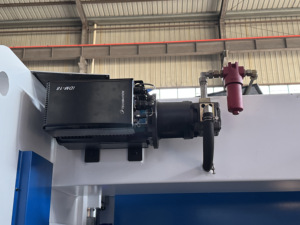 Prensa Plegadora Hidráulica CNC WE67K - 100T3200 para Plegado de Chapa Metálica - Product Image 6