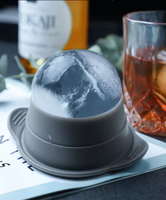 Haute qualité personnalisé ensemble 2 Silicone bac à glaçons grand fabricant de balles pour whisky Hockey moule pour fête Bar crème glacée outil