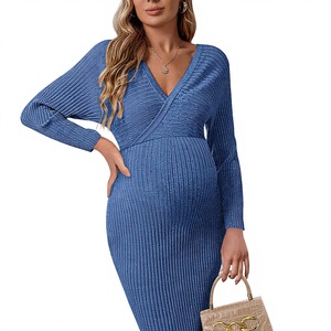 Ensemble de vêtements haut de gamme pour femmes de style européen et américain : Haut gilet sans manches, pantalon moulant et robe pull au design gaufré simple et original - Product Image 3