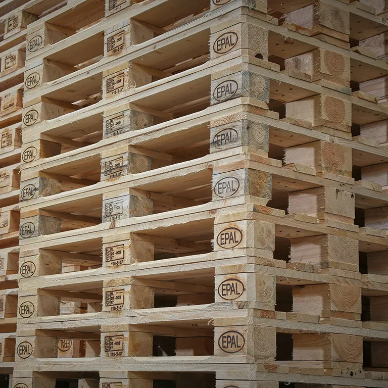 Высококачественные новые и б/у европейские деревянные поддоны, Сосновая древесина
