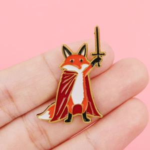 Broche de esmalte de aleación unisex con diseño de Caballero Zorro de dibujos animados, sin mínimo de compra, para insignias decorativas, ropa y mochilas, venta al por mayor transfronteriza - Product Image 1