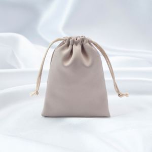 Manufacturer Custom Logo Eco-friendly Lightweight Travelling Portable <b>Velvet</b> Jewelry Gift Pouch Packaging Storage Bag Drawstring - Product Image 1