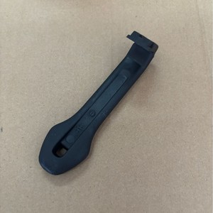 Poignée de coffre Skoda 5E5827895A noire pour Superb, Kodiaq, Octavia, Rapid, Polo – Pièce de rechange - Product Image 4