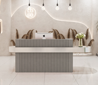Bureau de réception moderne en MDF rose personnalisable avec lumière LED Comptoir caisse durable et élégant pour bureau, salon de beauté ou hôtel