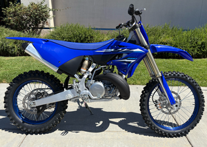 มอเตอร์ไซค์ YZ 250X ปี 2025 ผลิตในญี่ปุ่น ความเร็วสูงสุดเกิน 80 กม./ชม. พร้อมจัดส่ง - Product Image 2
